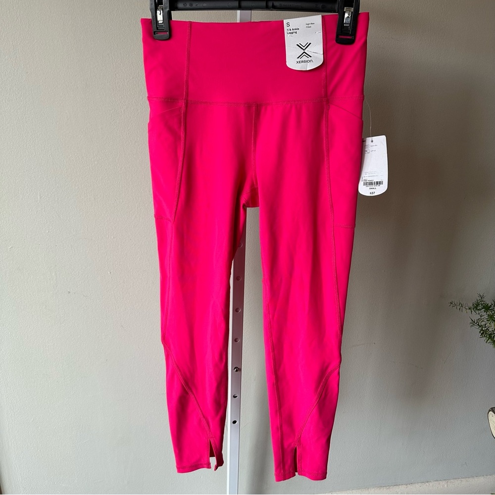 Hot pink Capri workout pants leggings yoga